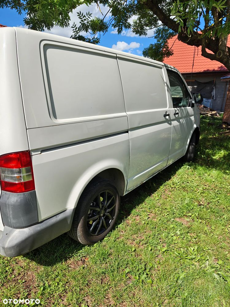 Volkswagen T5 - 3