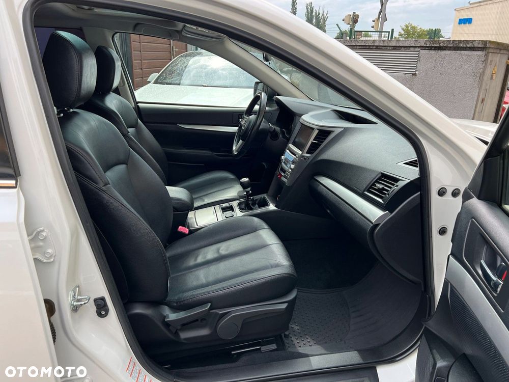 Subaru Legacy 2.0 D Comfort - 6