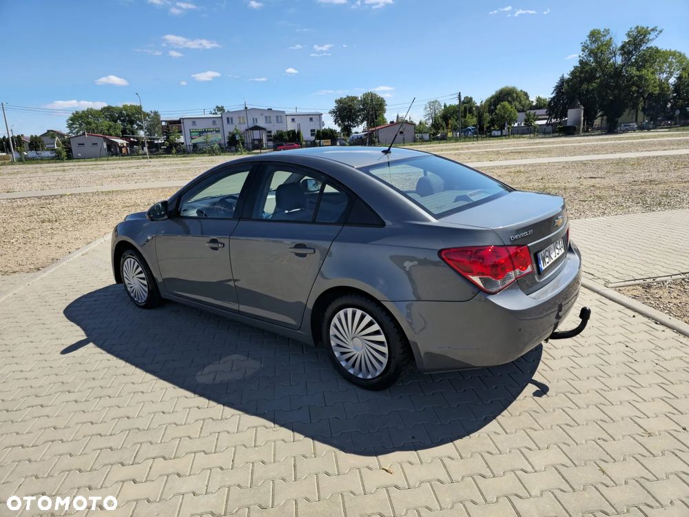 Chevrolet Cruze 2.0 VDCi LS - 5