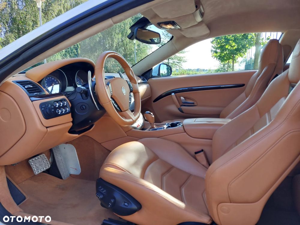 Maserati GranTurismo Sport - 14