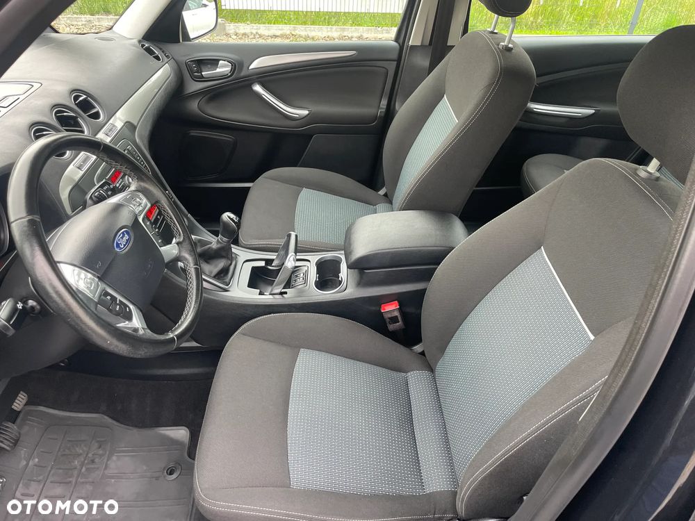 Ford Galaxy 2.0 Business Edition - 17