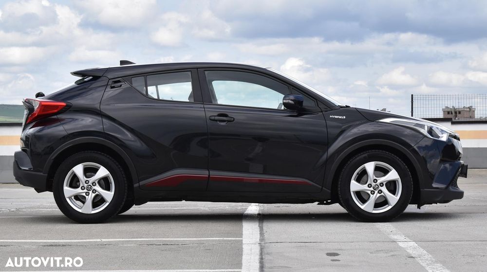 Toyota C-HR Flow - 3