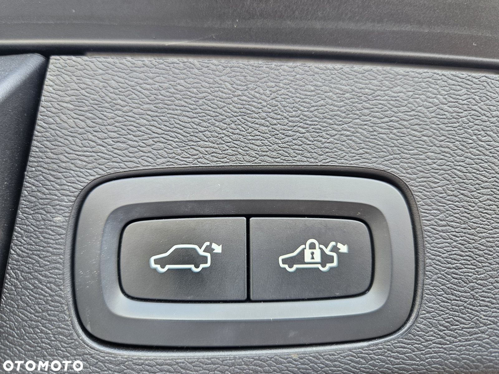 Volvo XC 60 - 35