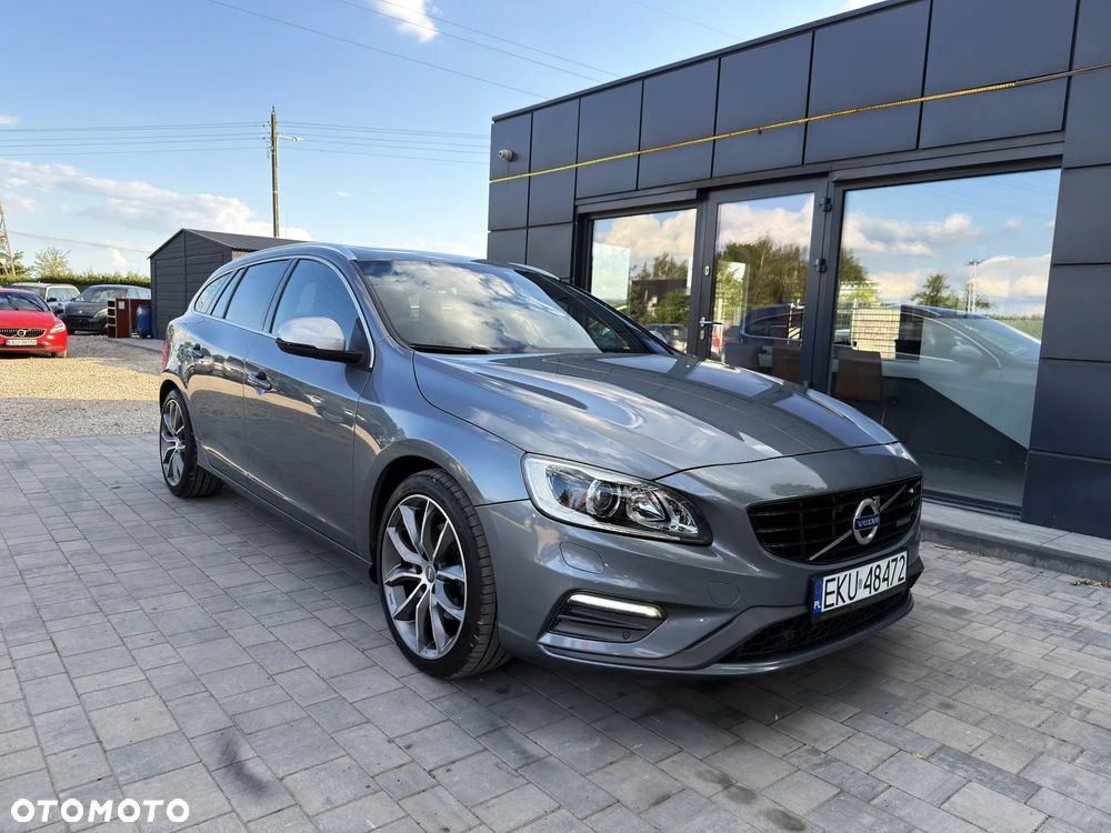 Volvo V60 D3 Drive-E R-Design Momentum - 14