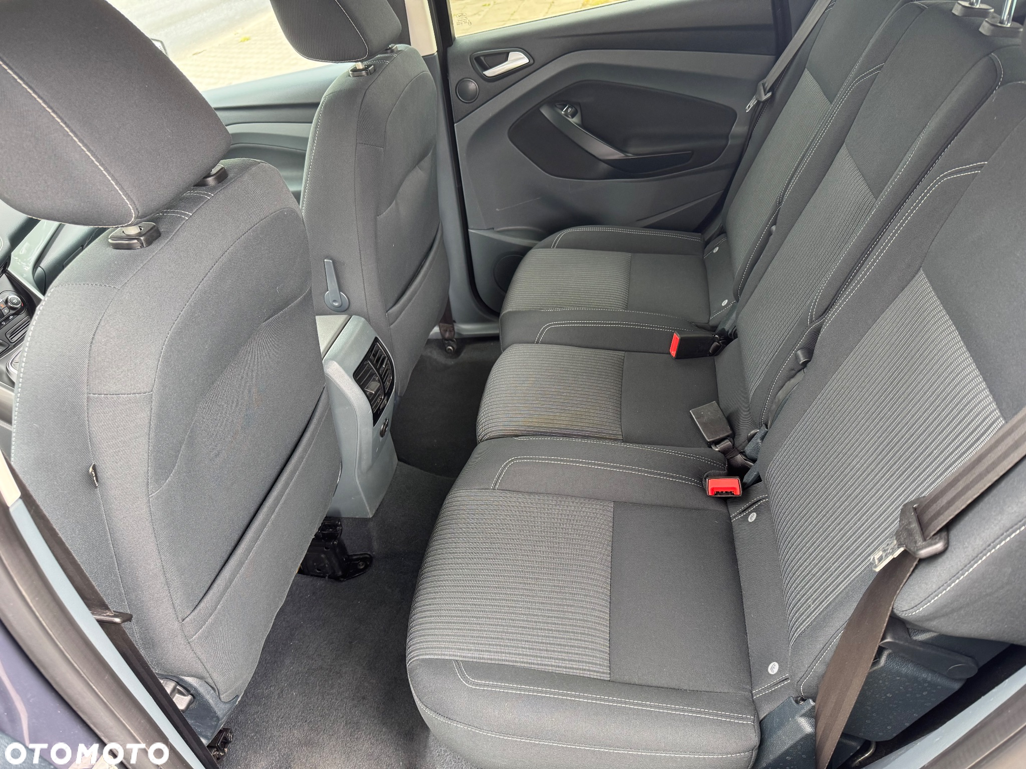 Ford C-MAX 1.6 TDCi Titanium - 17