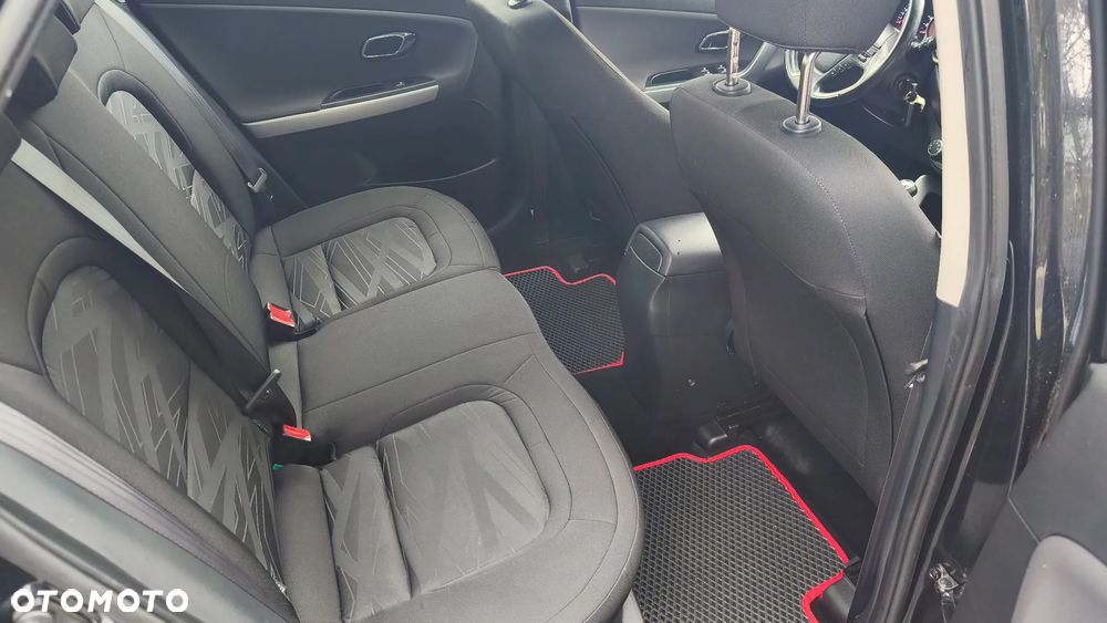 Kia Ceed 1.4 Business Line - 24