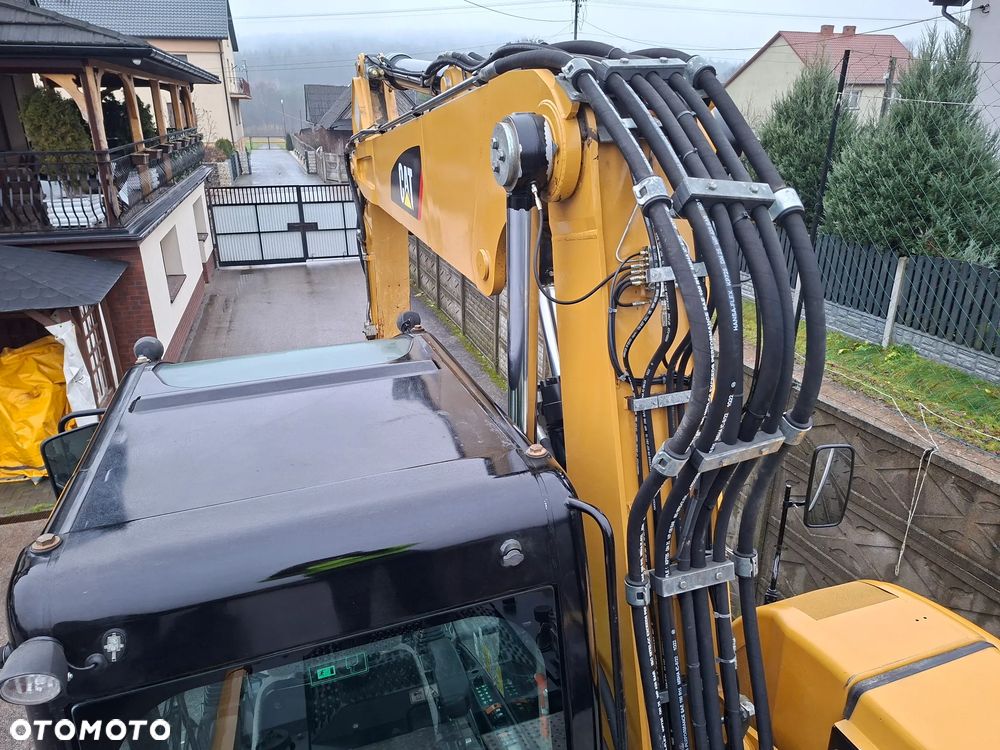 Caterpillar CAT M 318 D - 14