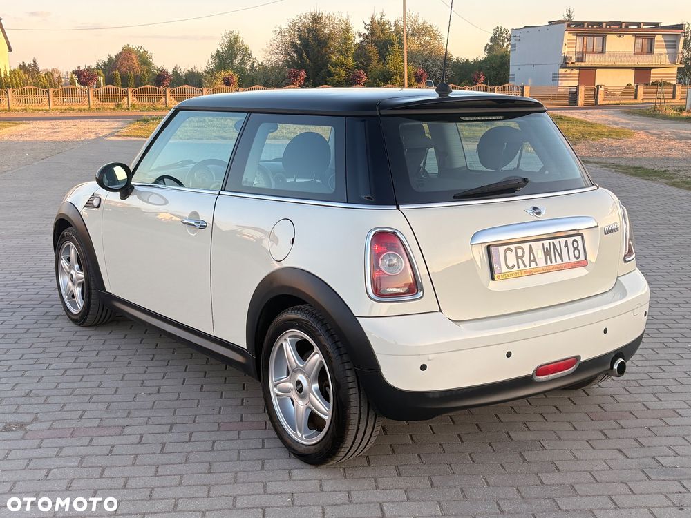 MINI Cooper Standard - 7