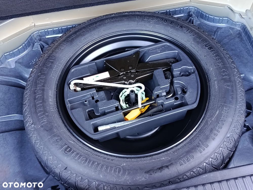 Citroën C4 Picasso 1.2 PureTech Shine S&S - 8