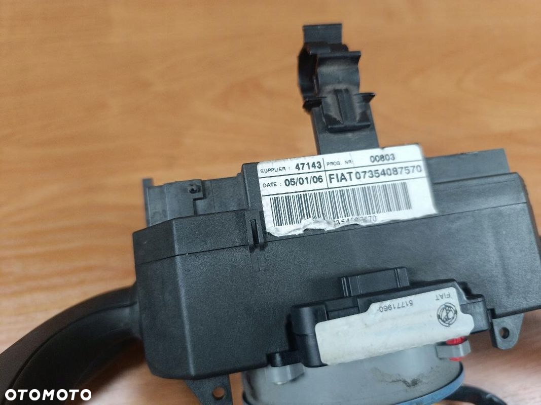 PRZEŁĄCZNIK ZESPOLONY TEMPOMAT FIAT CROMA II 2 10400107310 07354087570 - 3