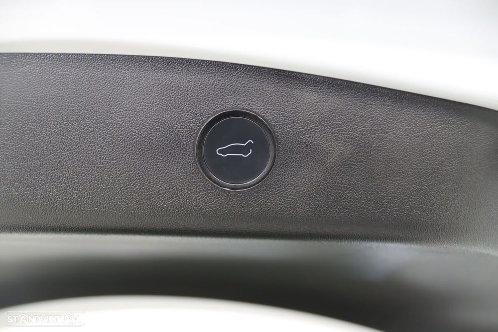 Tesla Model 3 - 26