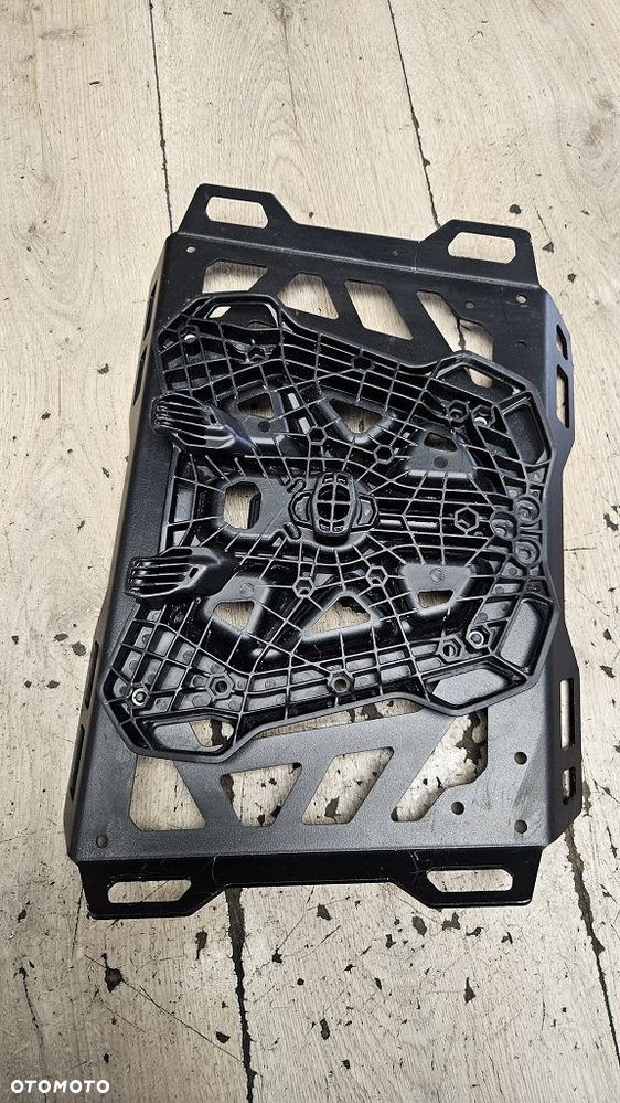 Stelaż płyta SW-Motech Street-Rack - 10