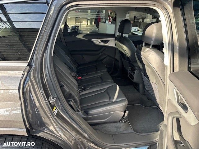 Audi Q7 45 TDI quattro Tiptronic MHEV Basic - 12