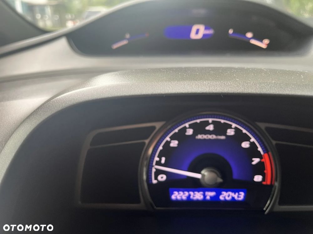 Honda Civic 1.8 Executive - 9