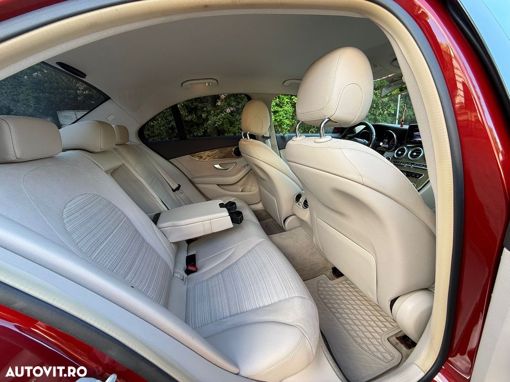 Mercedes-Benz C - 15