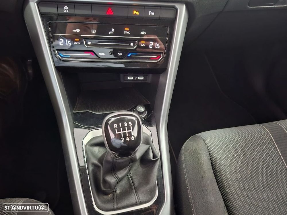 VW T-Roc 1.0 TSI Life - 19