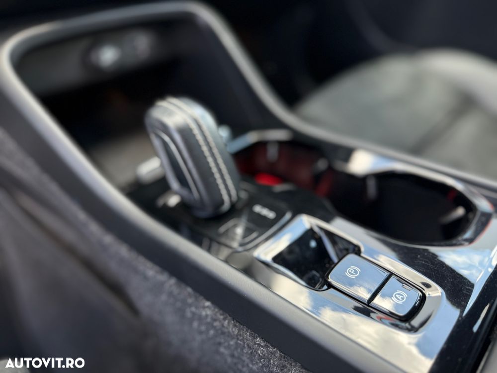 Volvo XC 40 T4 Geartronic R-Design - 8