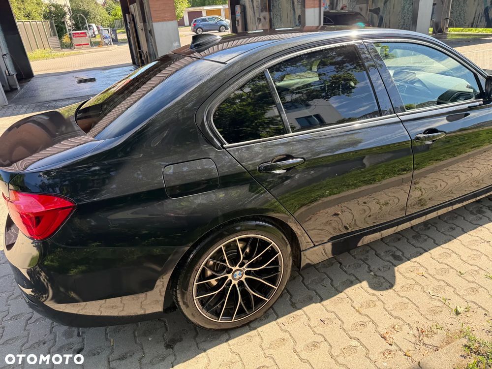 BMW Seria 3 320d Efficient Dynamics - 11
