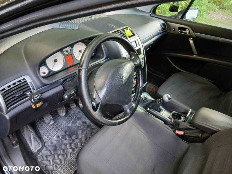Peugeot 407 - 5