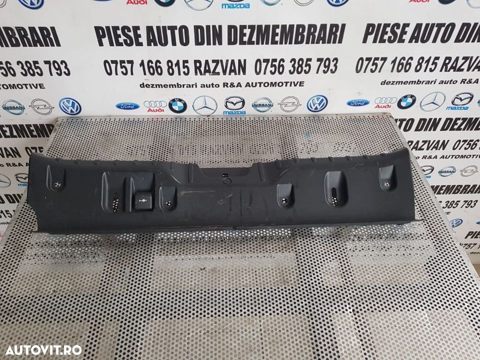 Ornament Fusta Spate BMW F10 Dezmembrez BMW F10 - 1