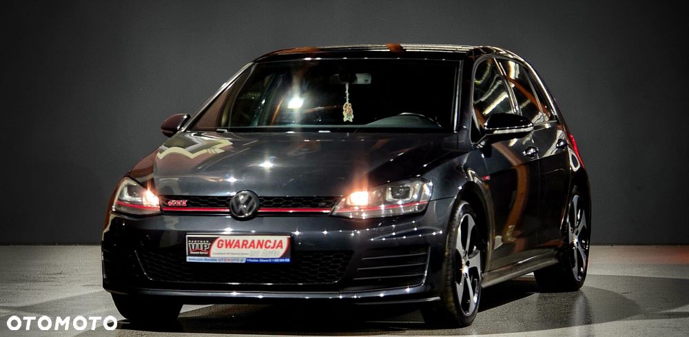 Volkswagen Golf GTI Performance BlueMotion Technology - 32