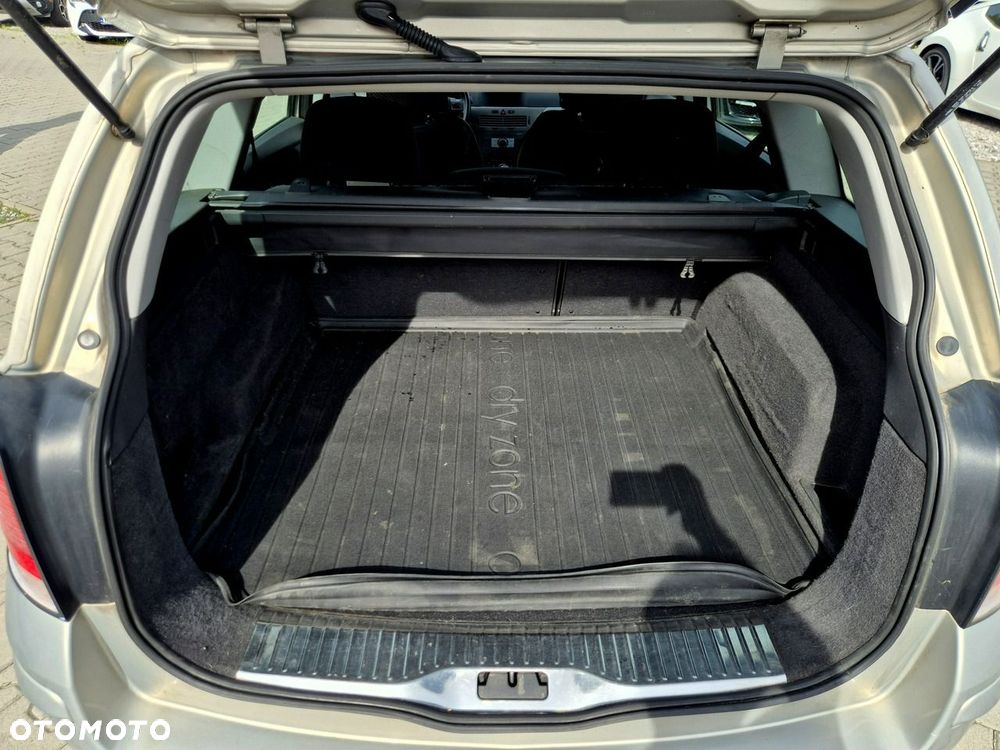 Opel Astra 1.4 Selection - 25