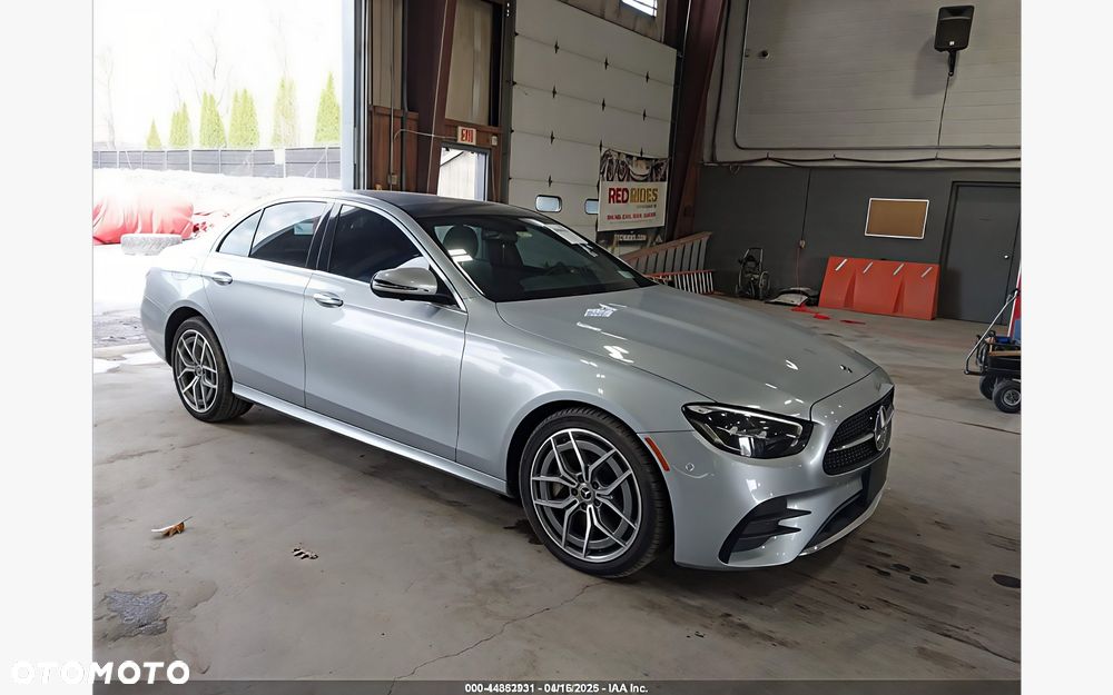 Mercedes-Benz Klasa E - 1