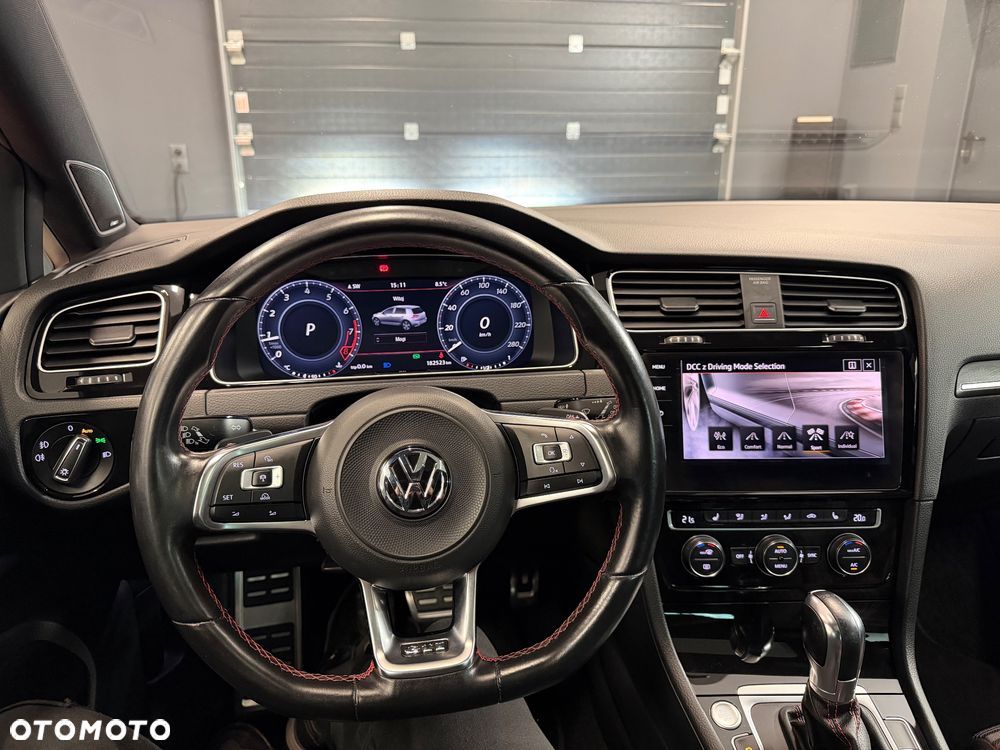 Volkswagen Golf GTI (BlueMotion Technology) DSG - 21