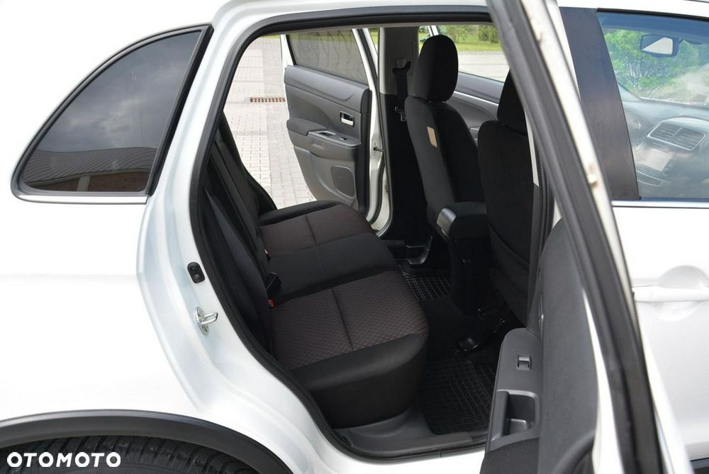 Mitsubishi ASX 1.6 Instyle - 14