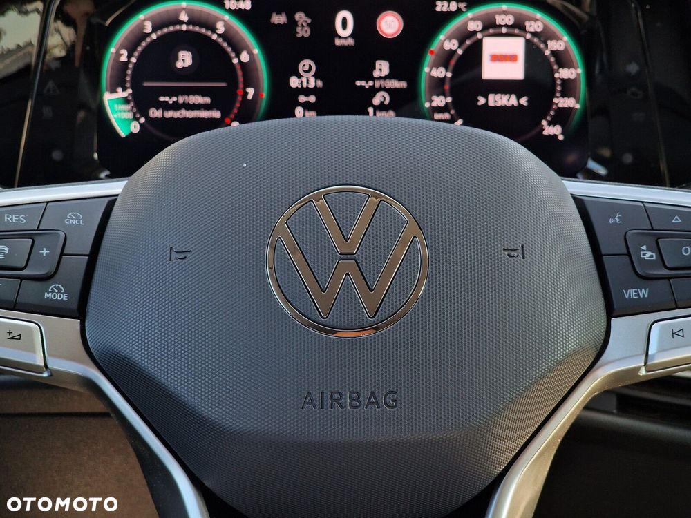 Volkswagen Golf VIII 1.5 TSI Life - 30