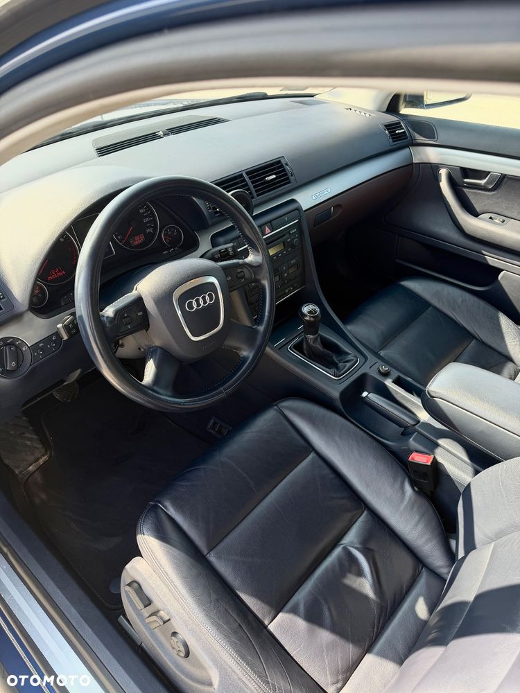 Audi A4 Avant 1.8 T quattro - 12