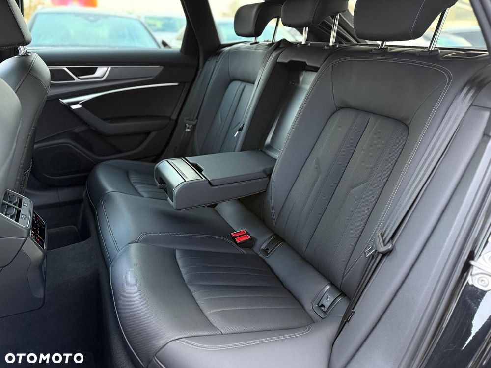 Audi A6 Avant - 16