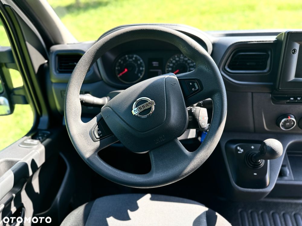 Nissan Interstar - 13