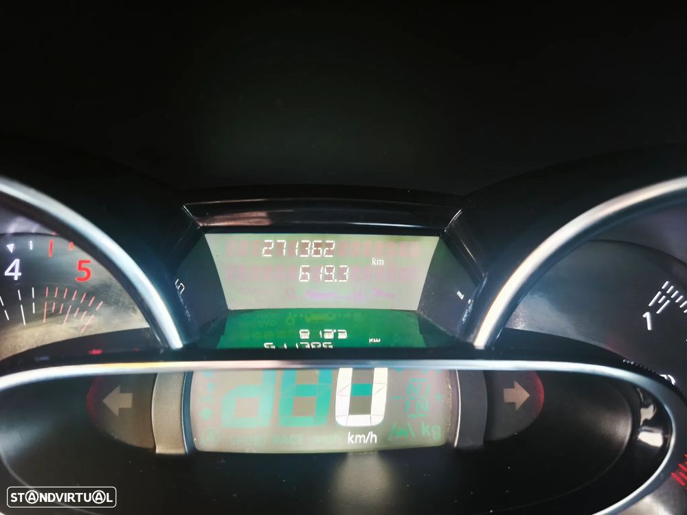 Renault Clio Sport Tourer Energy dCi 90 Business - 20