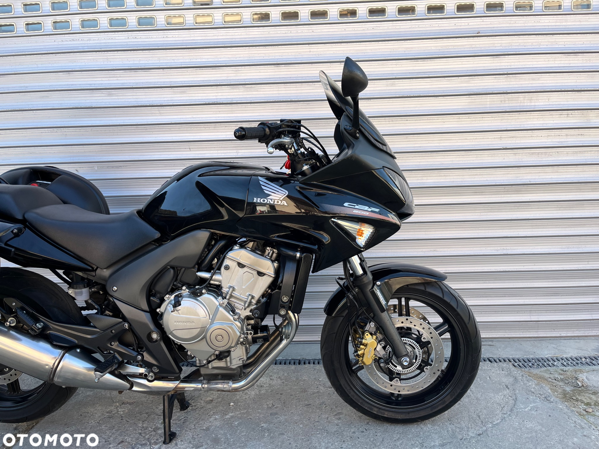 Honda CBF - 4