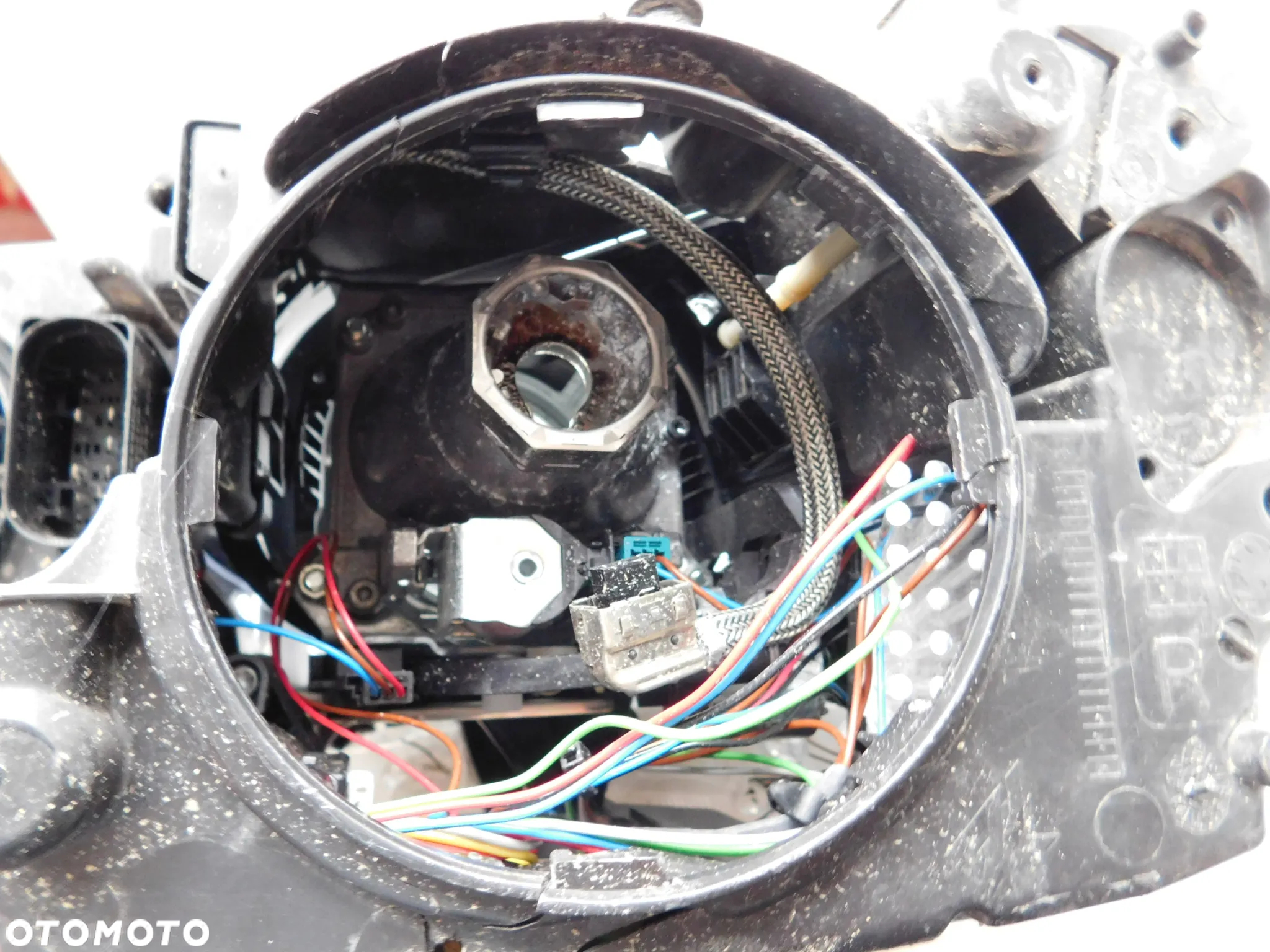 lampa prawa przód SKODA OCTAVIA III XENON SKRĘTNY EUROPA - 17