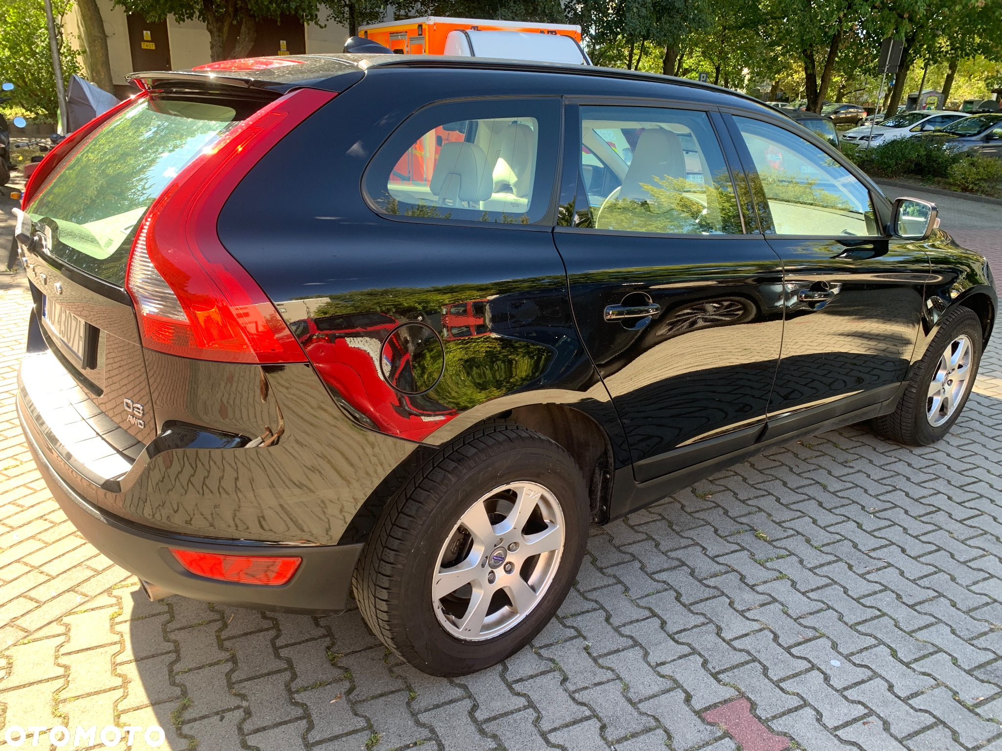 Volvo XC 60 D3 AWD Kinetic - 17