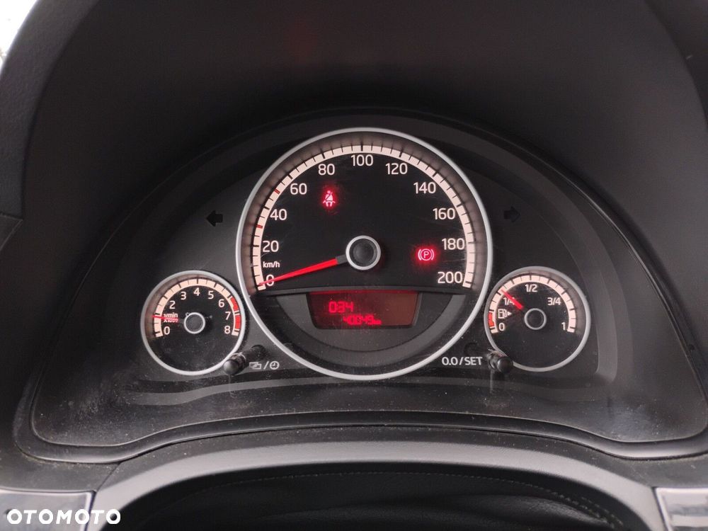 Volkswagen up! 1.0 high - 18