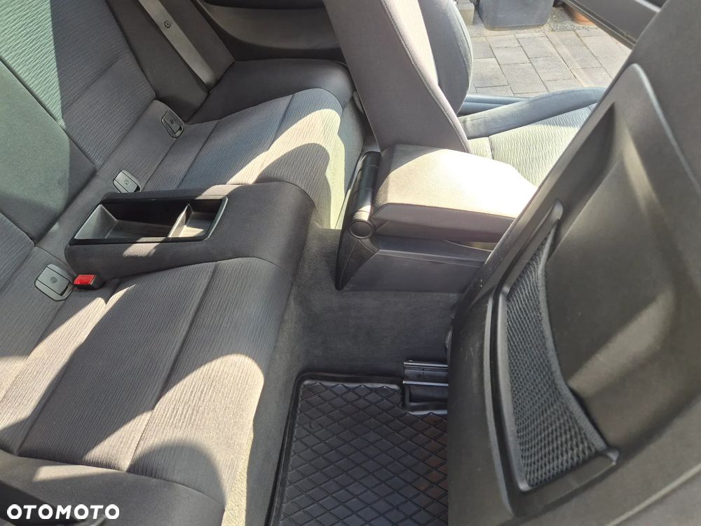 BMW Seria 1 - 24