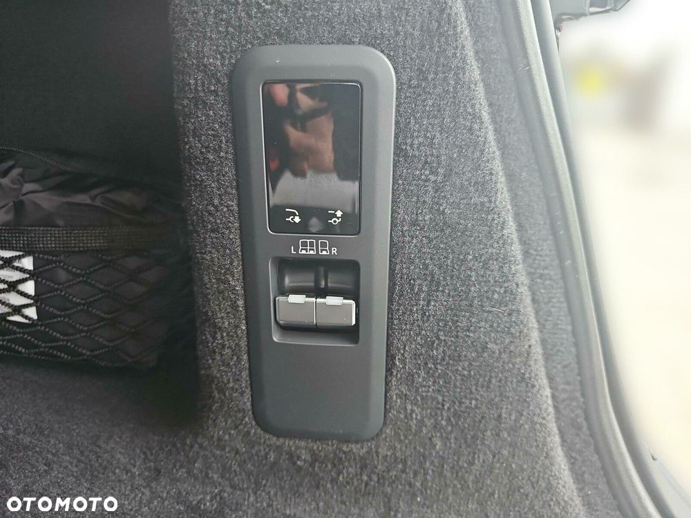 Land Rover Range Rover Sport - 16