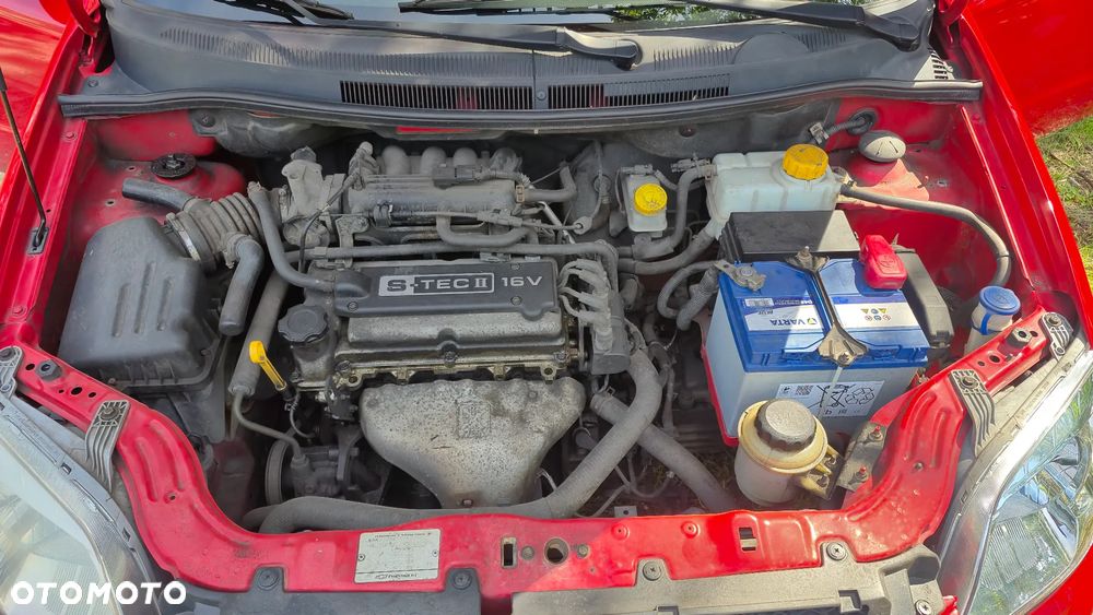 Chevrolet Aveo 1.2 16V Base - 5