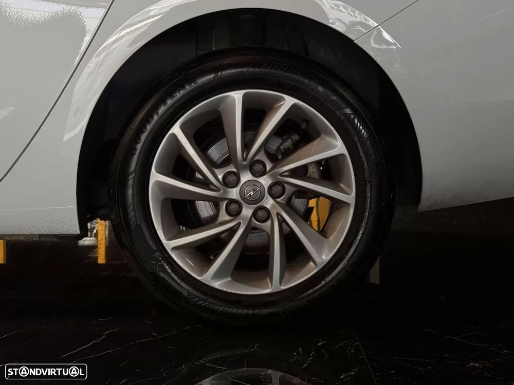 Opel Astra Sports Tourer 1.5 D Design & Tech S/S - 15