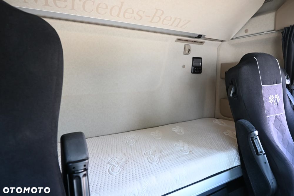 Mercedes-Benz Actros bez retardera - 33