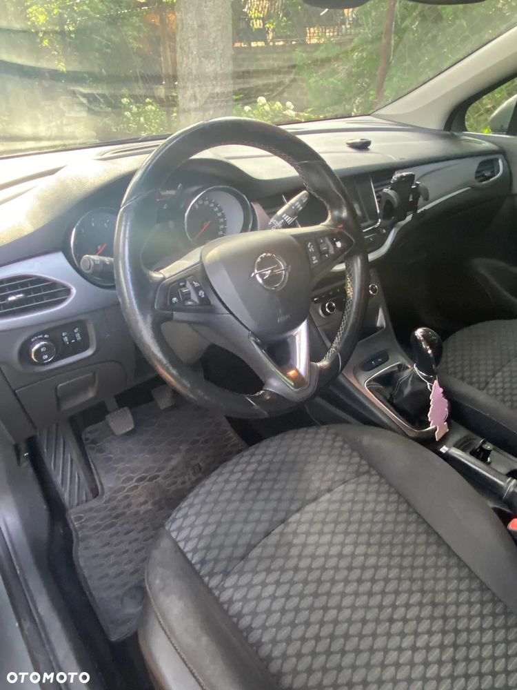 Opel Astra - 9