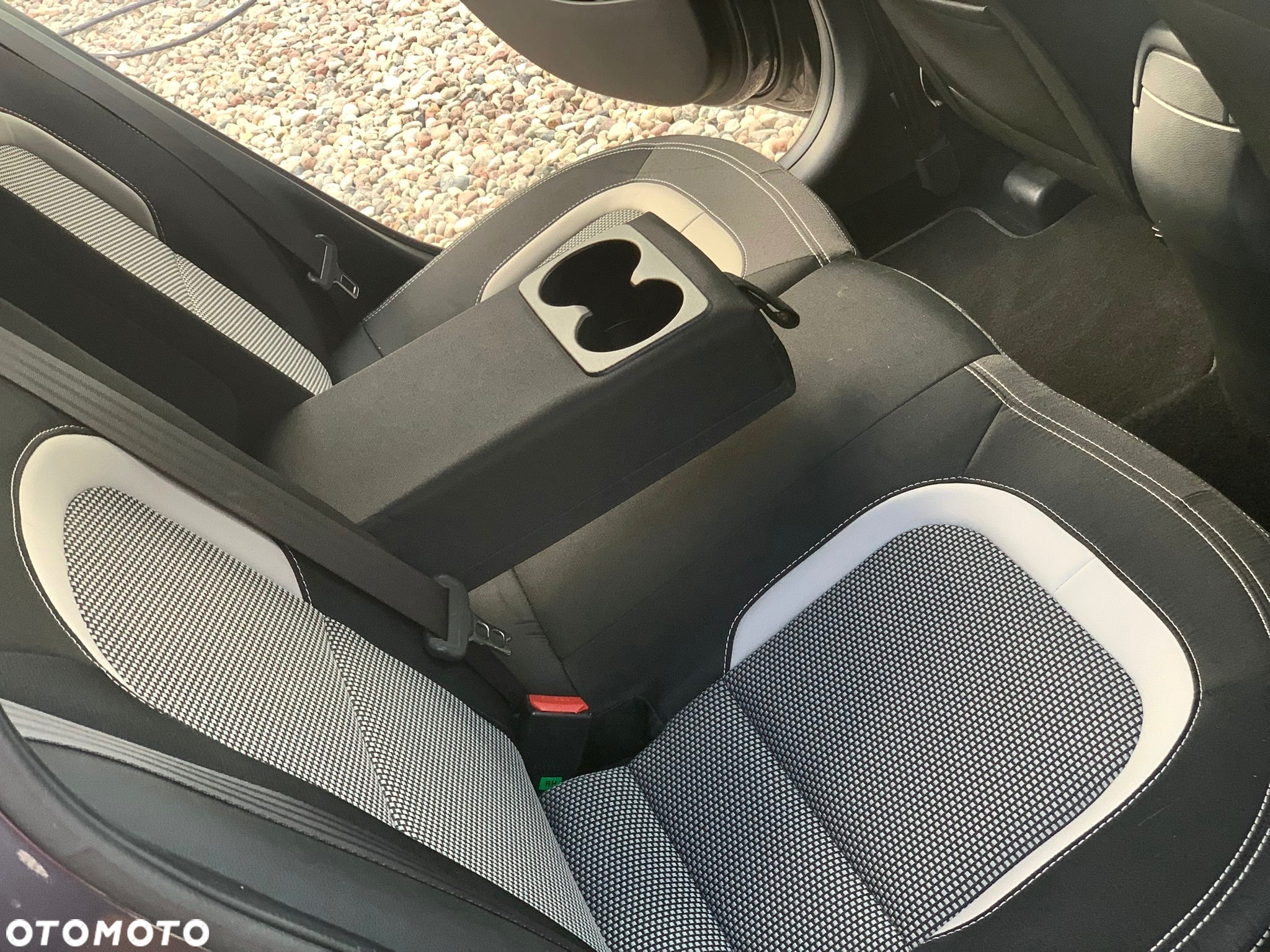 Kia Ceed 1.6 GDI DCT SW Platinum Edition - 15