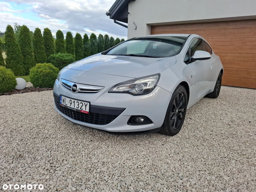 Opel Astra 1.4 Turbo - 11