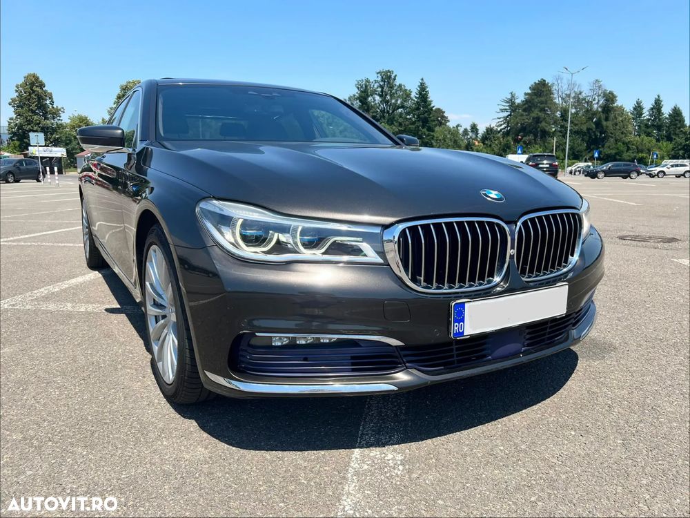 BMW Seria 7 740d xDrive - 17