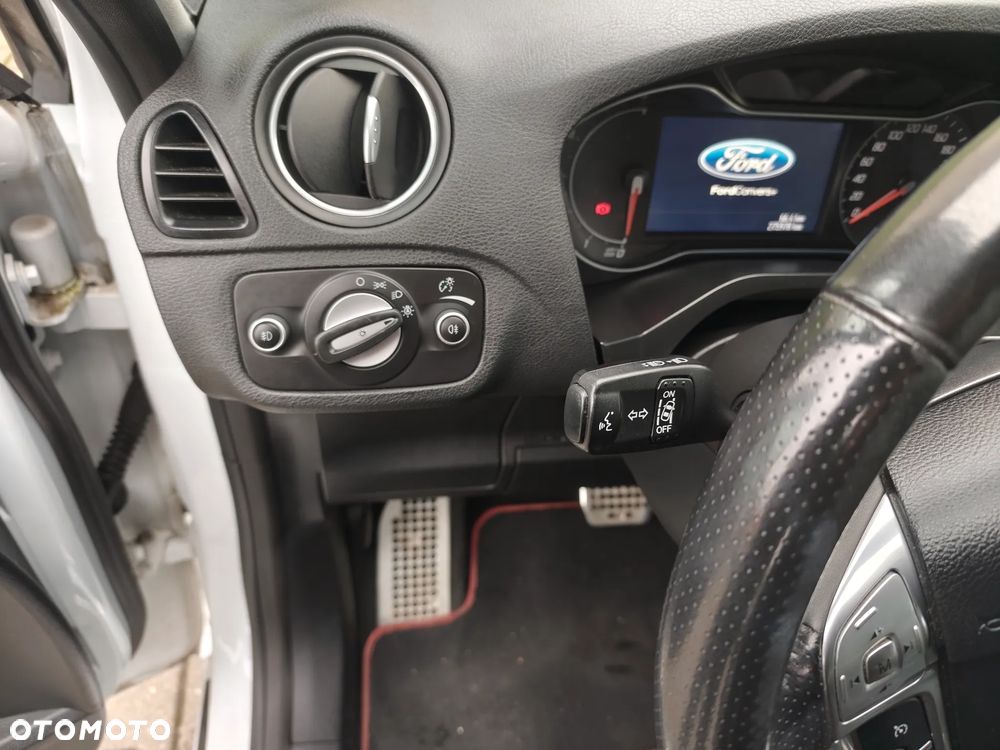 Ford S-Max 2.0 TDCi DPF Titanium X - 14