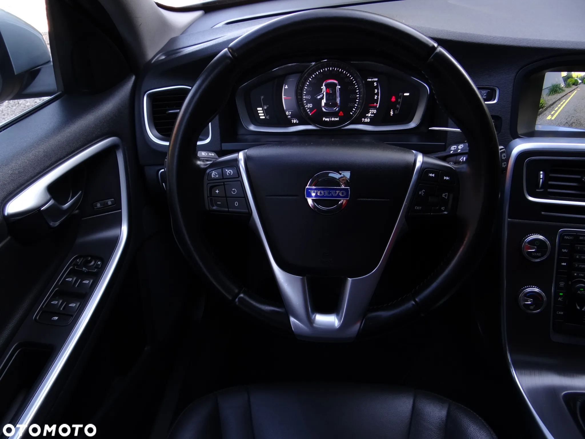 Volvo V60 D4 Geartronic Summum - 20