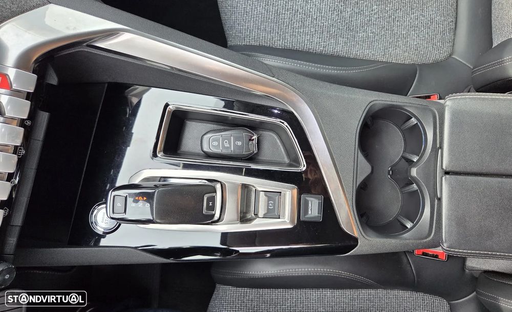 Peugeot 5008 1.5 BlueHDi Allure EAT8 - 16